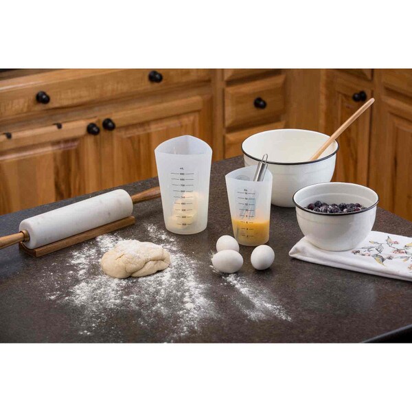 OXO Squeeze & Pour Silicone Measuring Cups