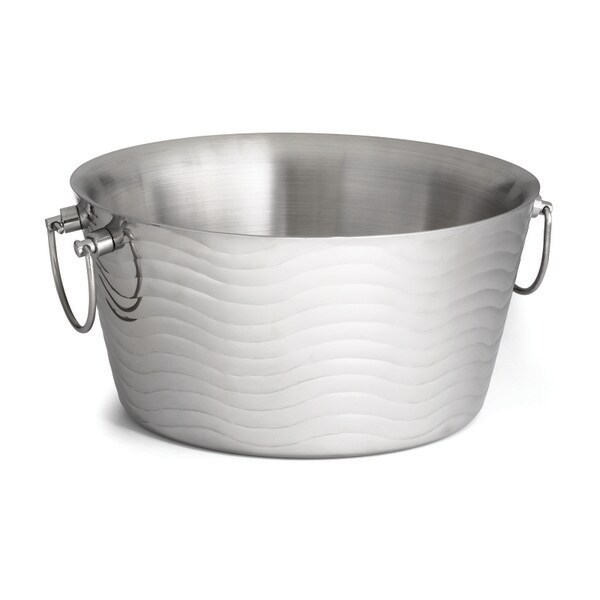 wave pattern beverage tub